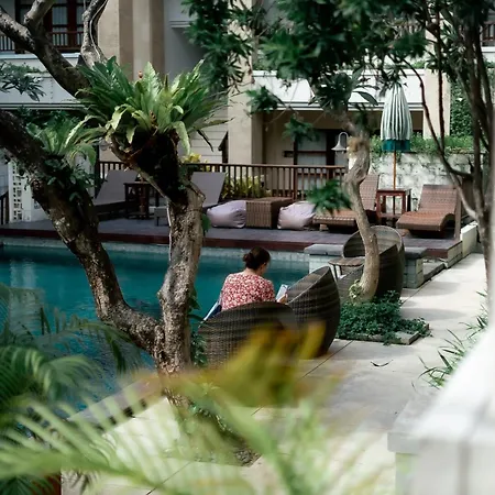Fourteen Roses Beach Hotel-2